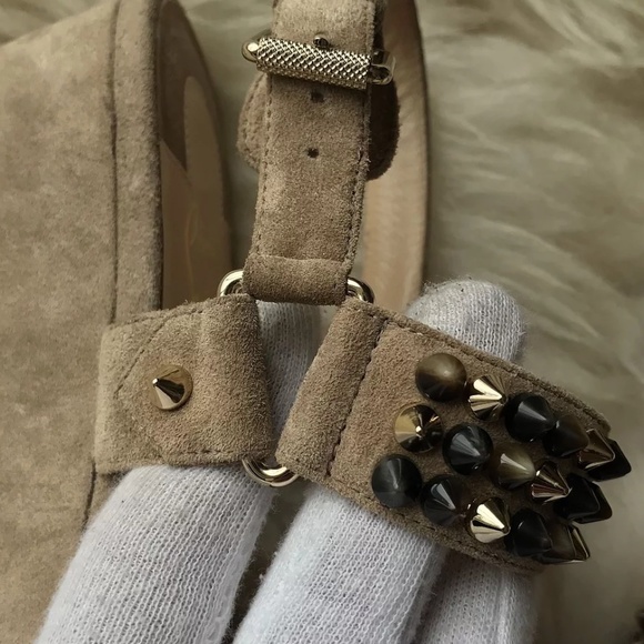 Christian Louboutin beige suede spikes wedges - Picture 6 of 7